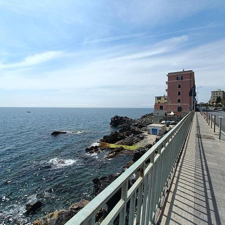 Incantevole Appartamento Genova Quinto Vicino Alla Spiaggia Екстериор снимка