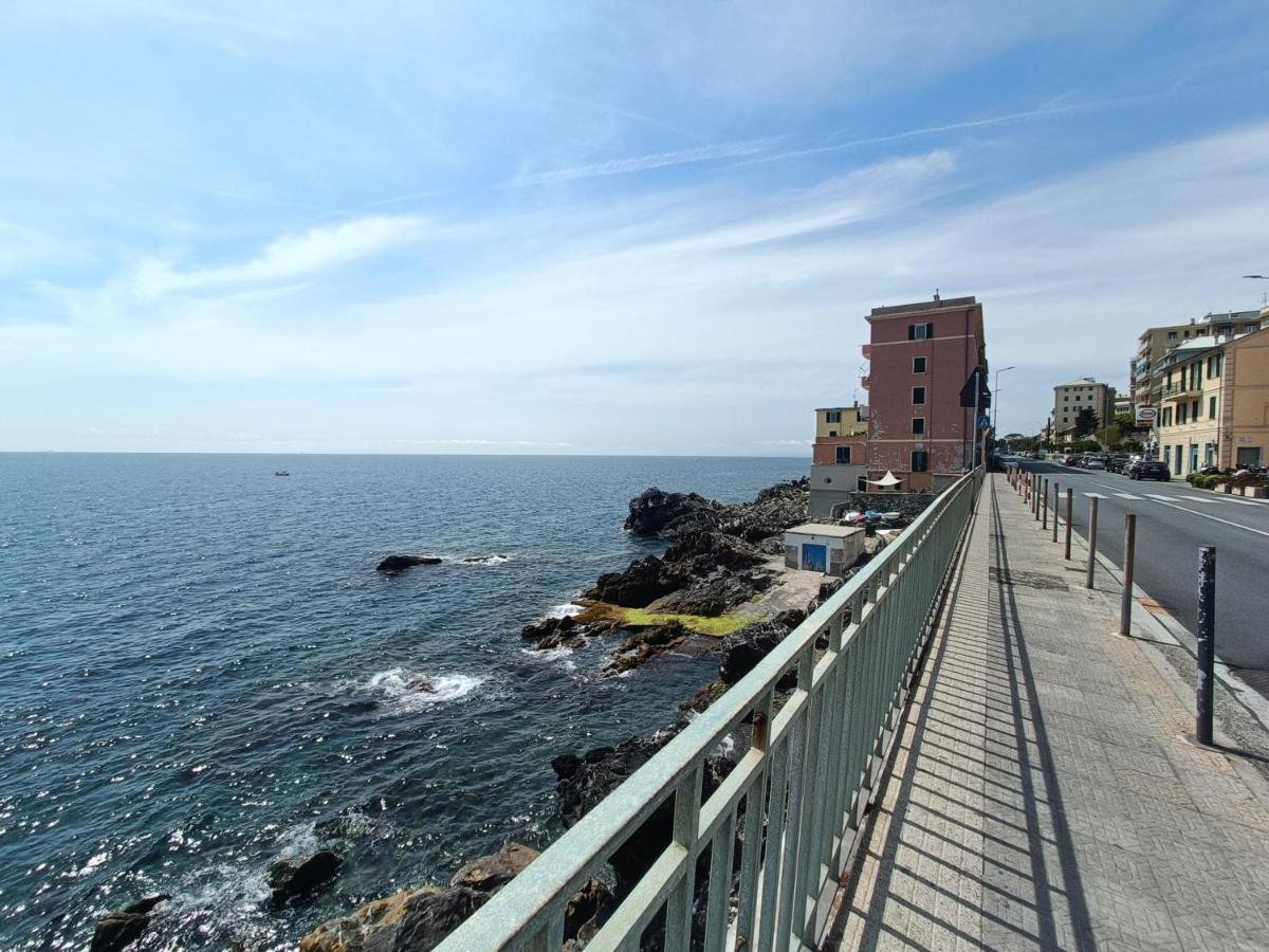 Incantevole Appartamento Genova Quinto Vicino Alla Spiaggia Екстериор снимка
